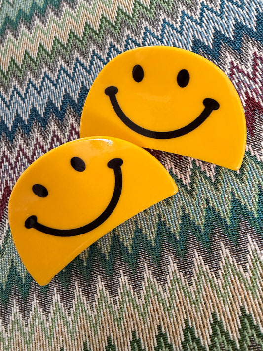 Smiley Face Claw Clip